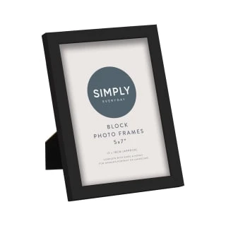 Simply Everyday 5 X 7" Block Frames 3pk - Black 4 Simply Everyday 5 X 7" Block Frames 3pk - Black - Image 2